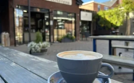 U.S. Aircraft Carrier Approaches Amid Escalating Venezuela Tensions