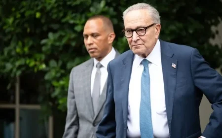 Democrats Benefit from Shutdown; Europe’s Hi-Tech Drone War Highlights: Morning Update