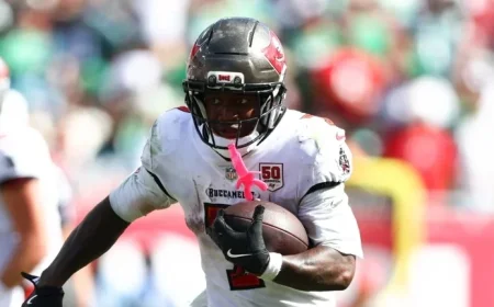 Bucky Irving Joins Bucs Practice Session Wednesday