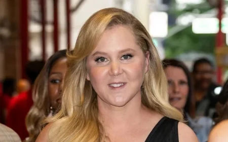 Amy Schumer Removes Pre-Weight Loss Photos from Instagram