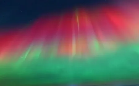 Northern Lights Illuminate Canadian Skies Amid Ongoing Spectacle