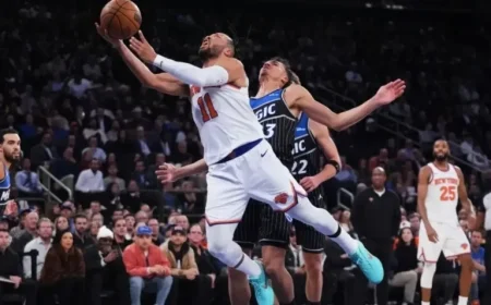 Jalen Brunson Leaves Knicks Game Early with Injury Scare Against Magic