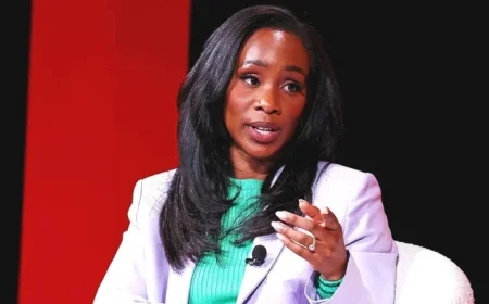 CNN Host Studies ‘Conspiracy Theories’ for Informed Conservative Discussions