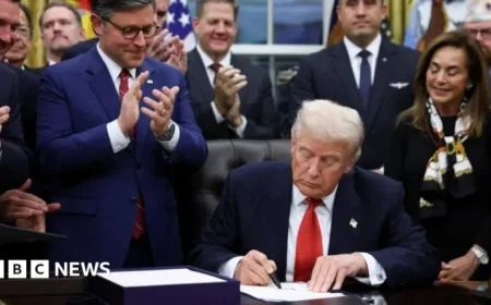 US House Approves Bill to Conclude Historic Government Shutdown