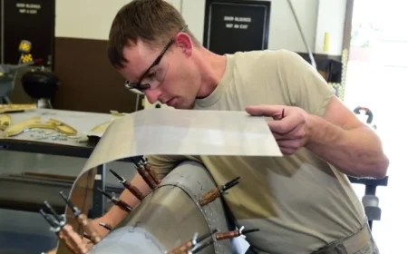 Airmen Risk Third Missed Paycheck Amid Ongoing Shutdown Stalemate