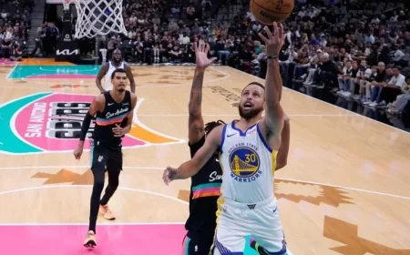 Steph Curry Shines Against Wembanyama