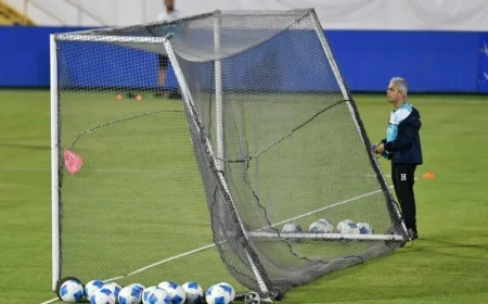 Rueda Calms Honduras’ Euphoria Ahead of Crucial Qualifier Match