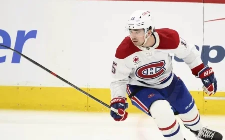 Canadiens’ Newhook Suffers Lower-Body Injury Against Stars