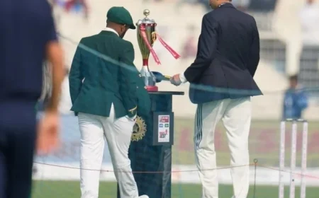 South Africa Opts to Bat First in Cricket Test Against India