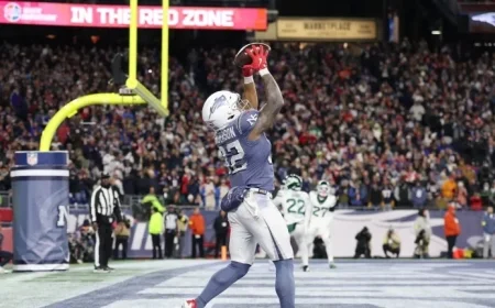 Fans Chant MVP for TreVeyon Henderson, Not Drake Maye, on Thursday Night