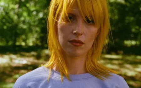 Hayley Williams Unveils Paramore’s 2026 Tour Plans