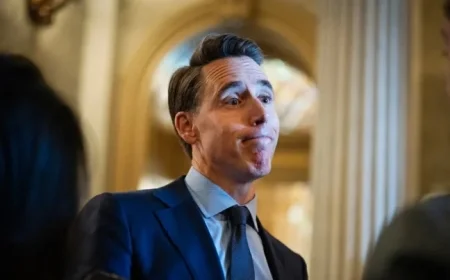 GOP Senators Oppose Provision Allowing Lawsuits Over Phone Record Searches