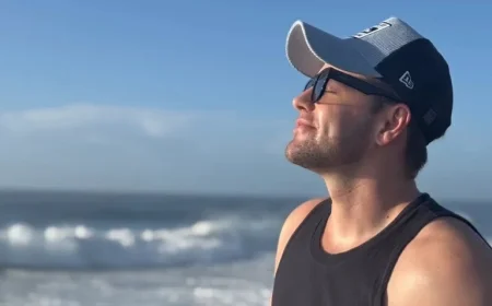 Actor Misdiagnoses Rare Cancer as Flu, Loses Half a Lung