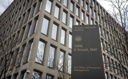 Federal Employees: Anticipated Timeline for Back Pay After Shutdown