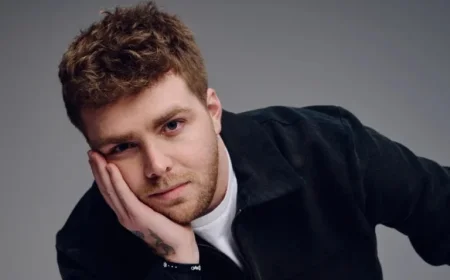 Alex Warren Announces 2026 Tour Dates