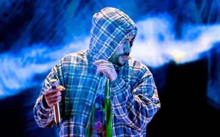Bad Bunny Shines with “Weltita” Performance at 2025 Latin Grammys