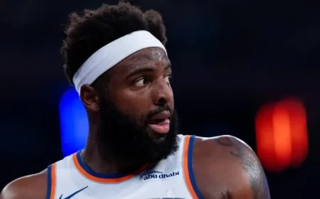Knicks Struggle to Resolve Mitchell Robinson Issue