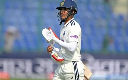 India vs South Africa 1st Test Day 2: Shubman Gill Exits Early Due to Injury