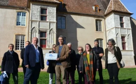 Cluny Honored for Restoring Jacques d’Amboise Palace