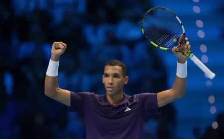 Auger-Aliassime Reaches ATP Finals Semis After Upsetting Zverev