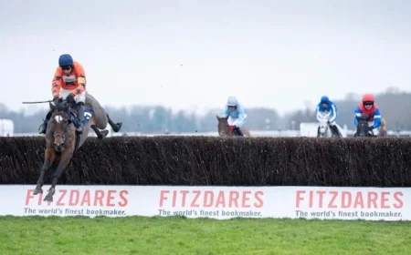 Dan Skelton Targets Victory in Paddy Power Gold Cup Race