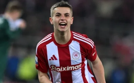 Olympiacos Prodigy Mouzakitis Claims ‘Golden Boy Web’ Award, Succeeding Yıldız