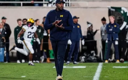 Fans Call for Sherrone Moore’s Dismissal Amid Northwestern Play-Calling Criticism