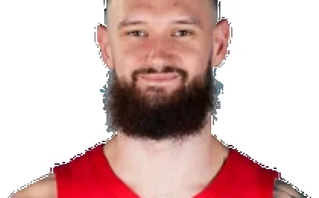 Sandro Mamukelashvili Shines with 13 Points Off the Bench