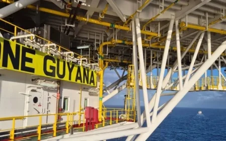 Guyana’s Stabroek Block Surpasses 900,000 Barrels in Daily Oil Output