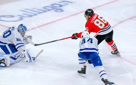 Blackhawks Triumph in Comeback Victory Against Maple Leafs