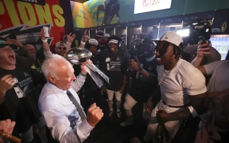 Eagles Owner Jeffrey Lurie Meets with WR A.J. Brown This Week