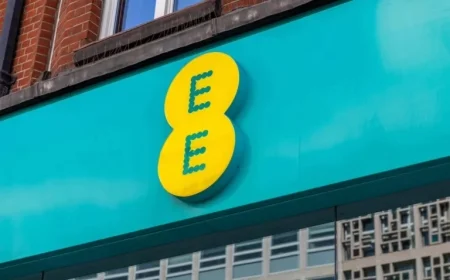 EE Network Outage: Hundreds Experience Mobile and Broadband Issues