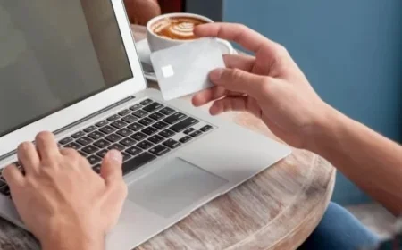 Redcare Pharmacy (XTRA:RDC) Harnesses E-Commerce Expertise for Growth Strategy