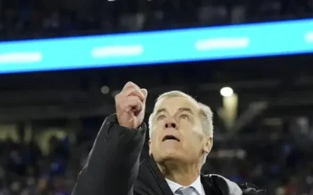 PM Mark Carney Receives Mixed Reactions at Grey Cup Coin Toss