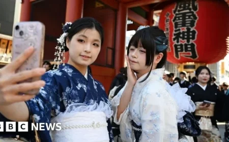 Japan Tourism and Retail Stocks Fall Amid China Dispute