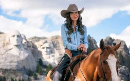 Kristi Noem-Linked Firm Receives Funds from $220M DHS Ad Contracts