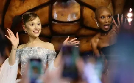 Singapore Court Sentences Man for Accosting Ariana Grande