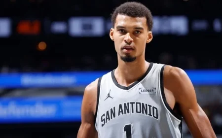 Spurs’ Victor Wembanyama Sidelined Weeks by Calf Strain Injury