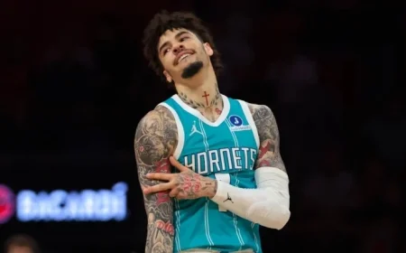 LaMelo Ball’s Screech Leads to Open-Court Assist