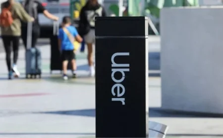 Uber and Uber Eats Face Widespread Outages, Reports Downdetector