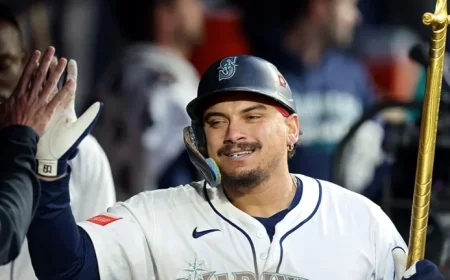 Seattle Mariners Re-sign Josh Naylor; Contract Terms Announced