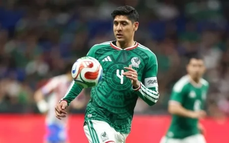 Edson Álvarez Misses Key Chance as Mexico Draws 0-0 with Paraguay