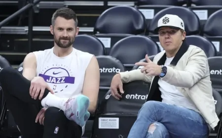 Kevin Love Adapts to Key Role with Utah Jazz