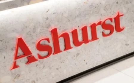 UK Inflation Drops to 3.6%, First Decline Since March