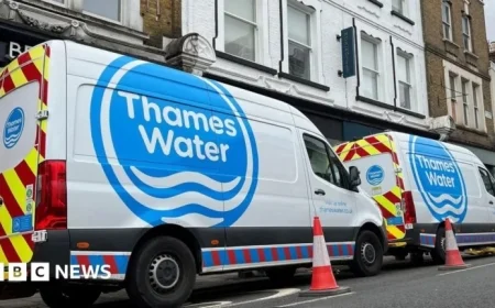 Excluded Bidders Criticize Thames Water Rescue Plan