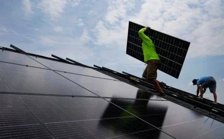 US Solar Rooftop Fund Cuts Leave Families Stunned