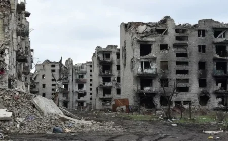 Trump’s Ukraine Peace Plan Demands Land Concessions and Military Cuts, Source Reveals