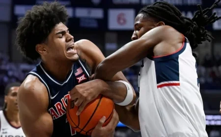 Koa Peat Shines with Athleticism in Arizona’s Victory Over UConn