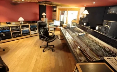 Major Labels Forge Licensing Agreements with AI Music Innovator Klay