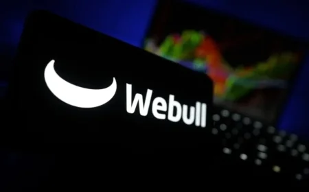 Webull Q3 Earnings: Revenue and EPS Surpass Forecasts, Customer Assets Up 84%